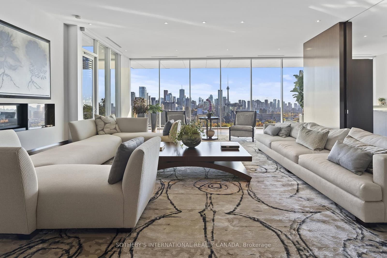 #1700 - 155 Cumberland Street