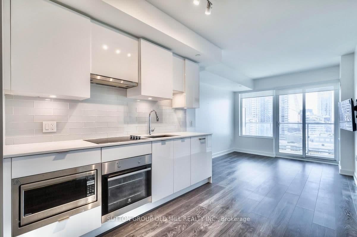 #1411 - 195 Redpath Avenue
