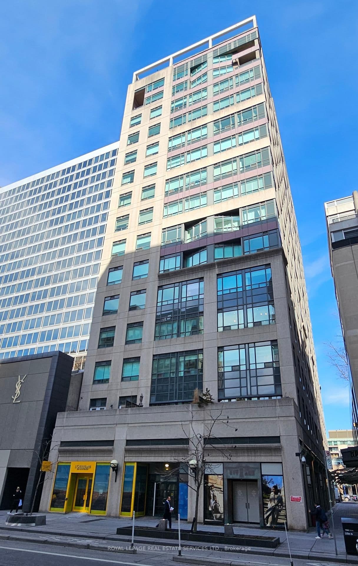 #306 - 102 Bloor Street W