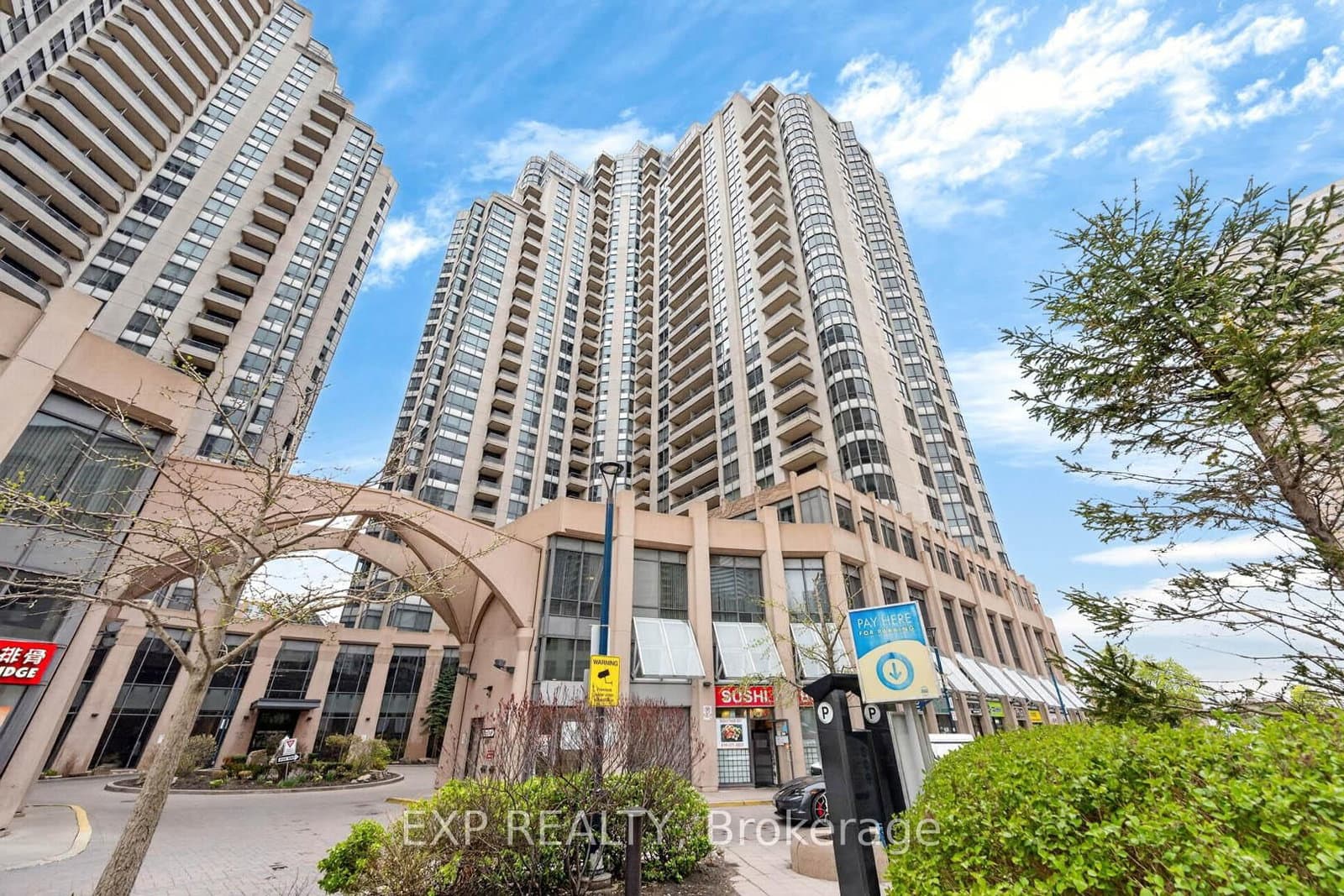 #1109 - 5 Northtown Way