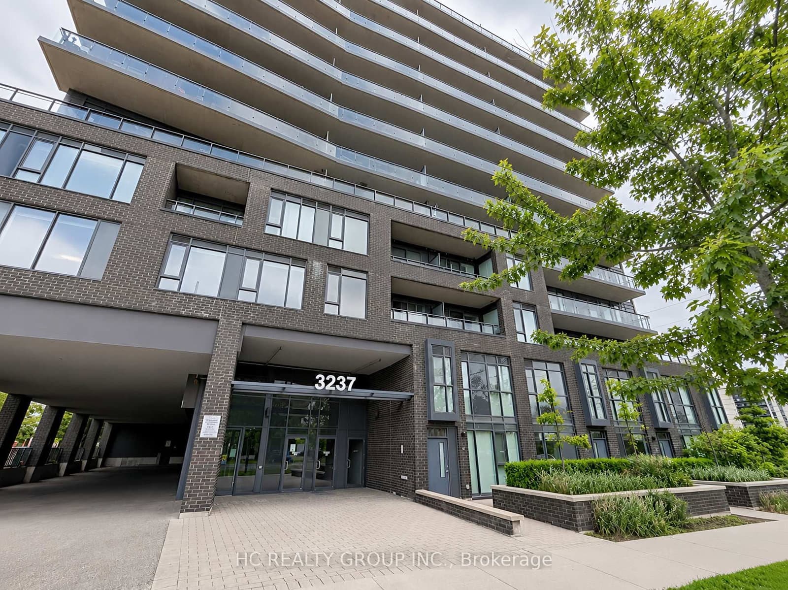 #312 - 3237 Bayview Avenue