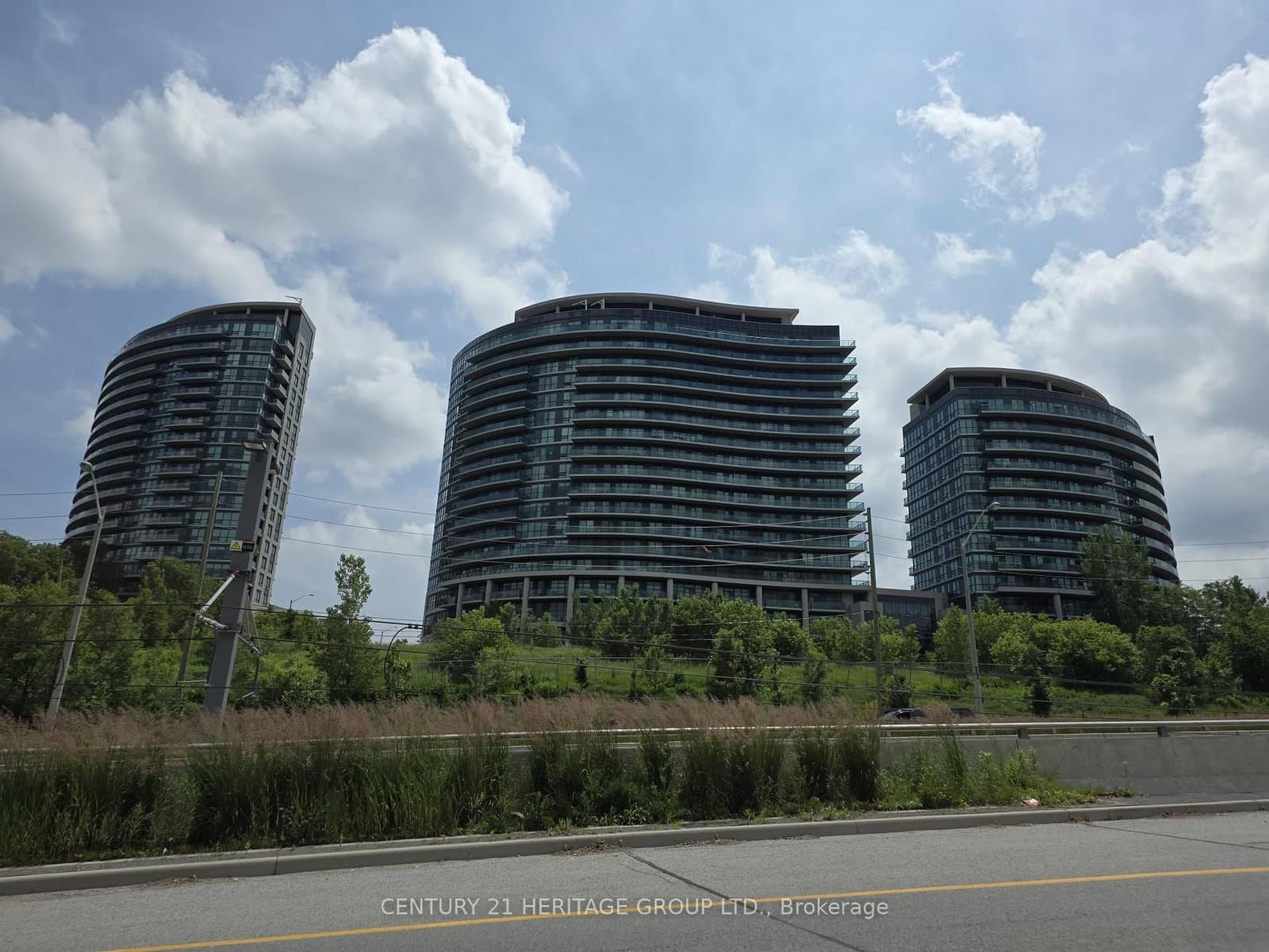 #805 - 35 Brian Peck Crescent