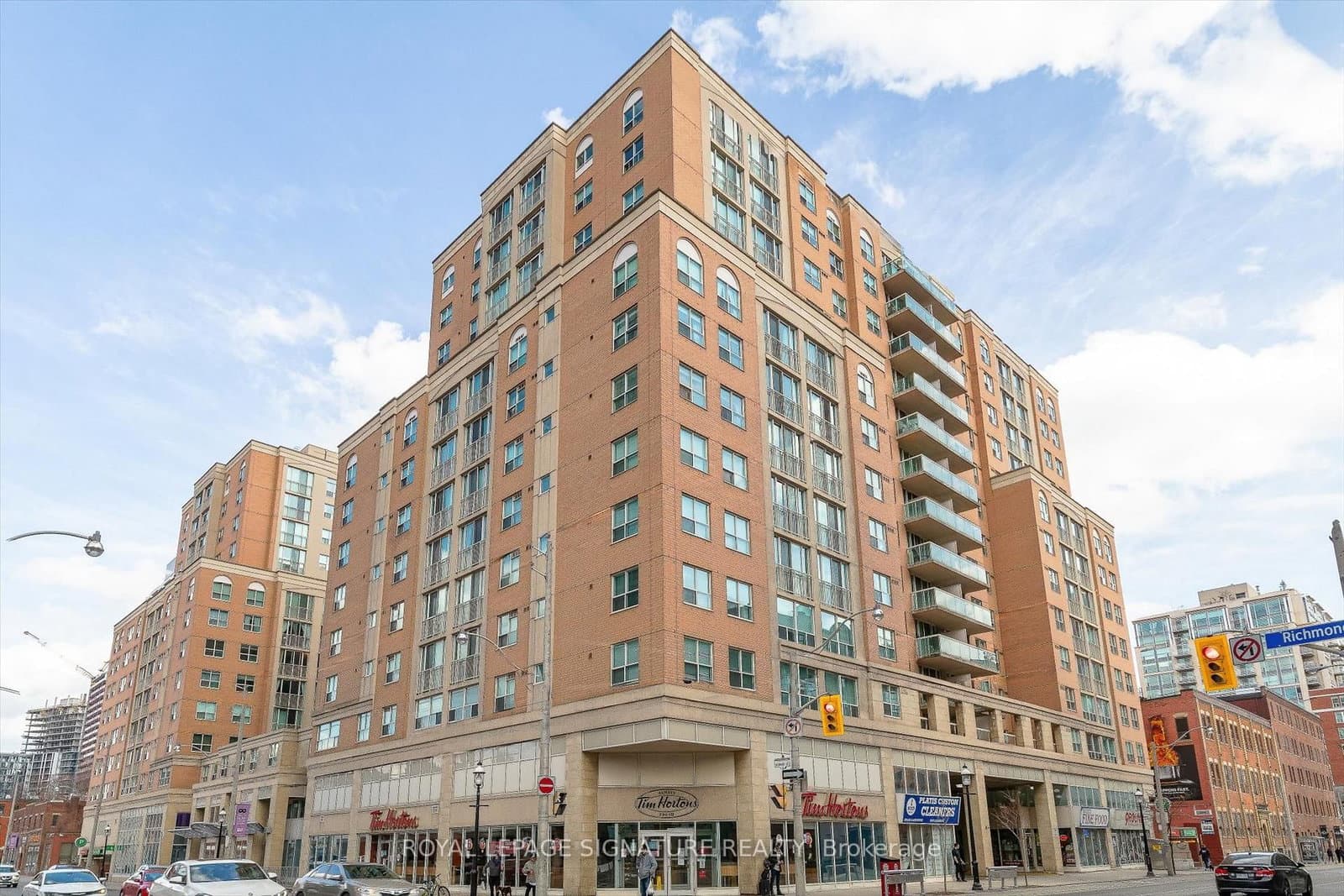 #704 - 323 Richmond Street E
