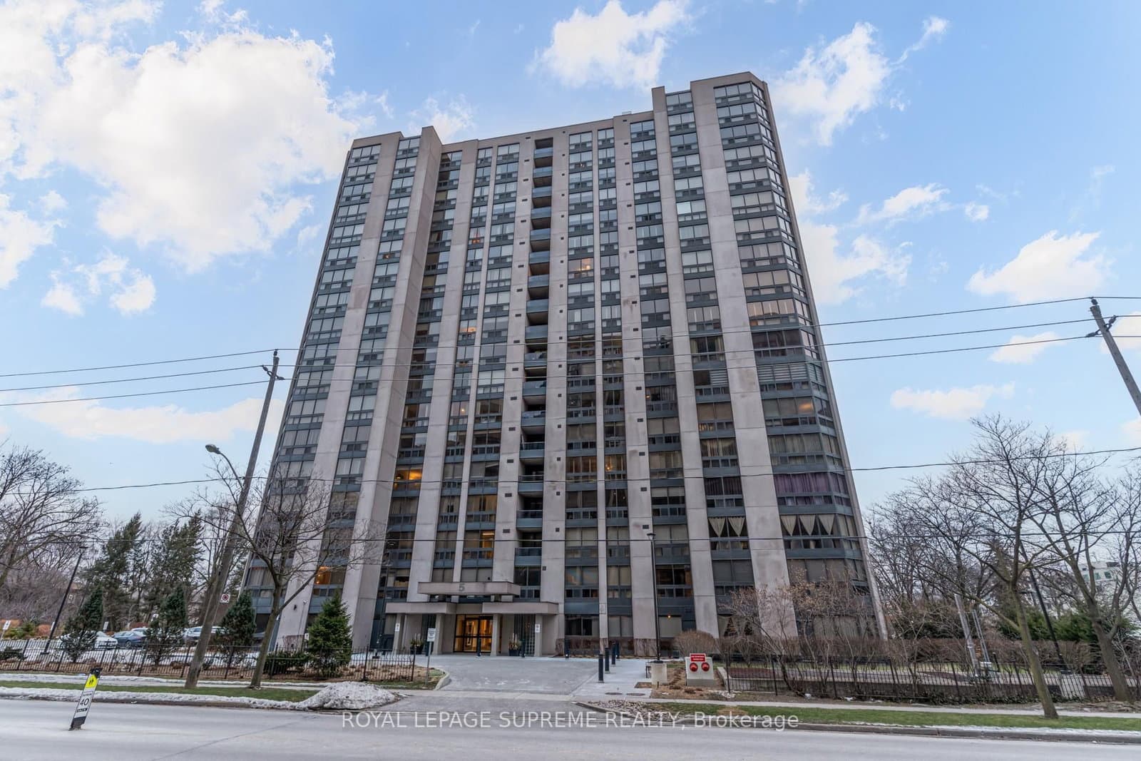 #1804 - 5 Kenneth Avenue