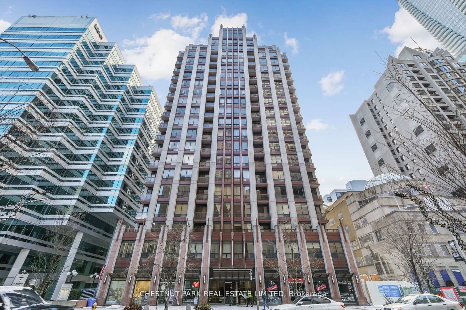 #1014 - 85 Bloor Street E