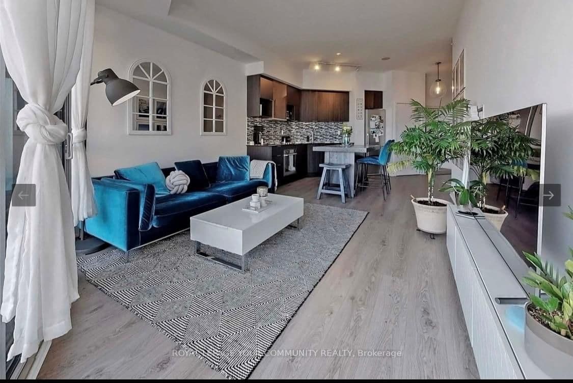 99 The Donway W, Unit 219