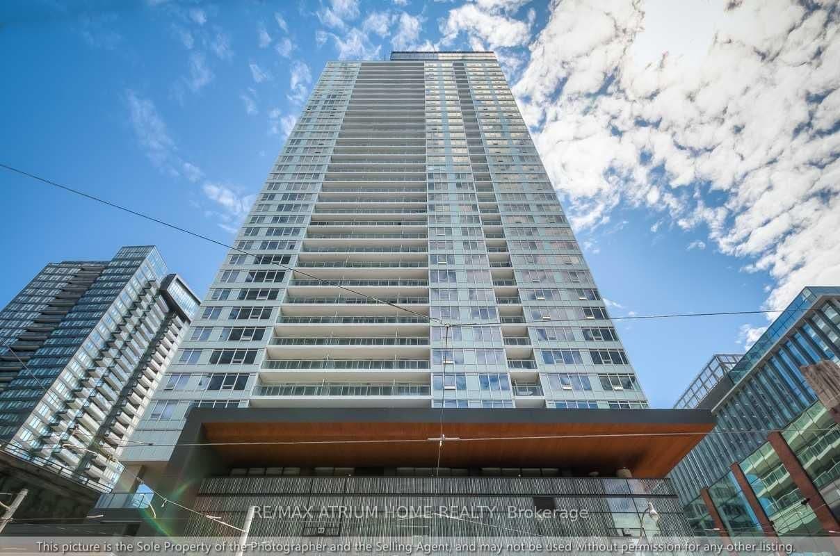 #3206 - 19 Bathurst Street