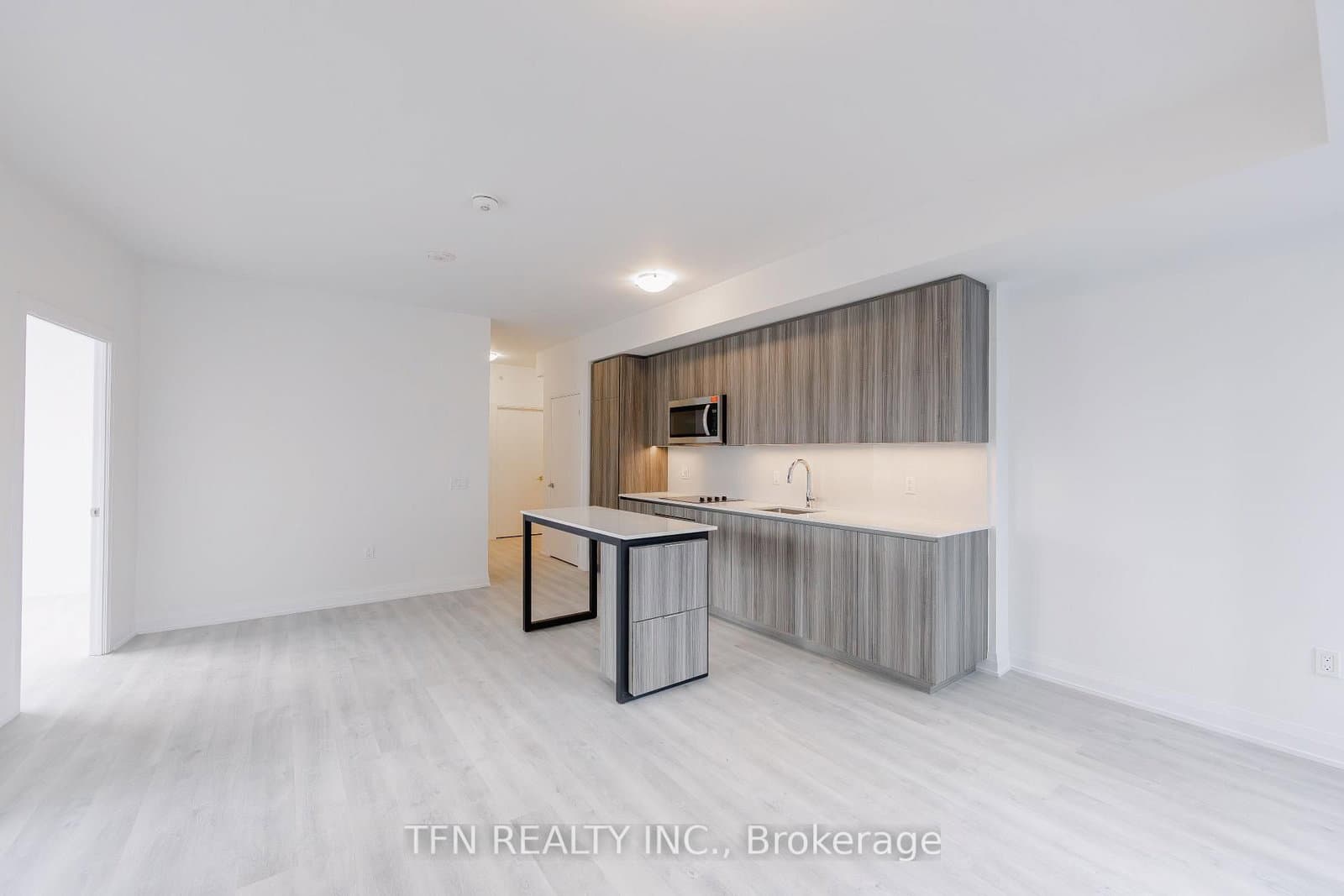 15 Richardson Street, Unit 1318