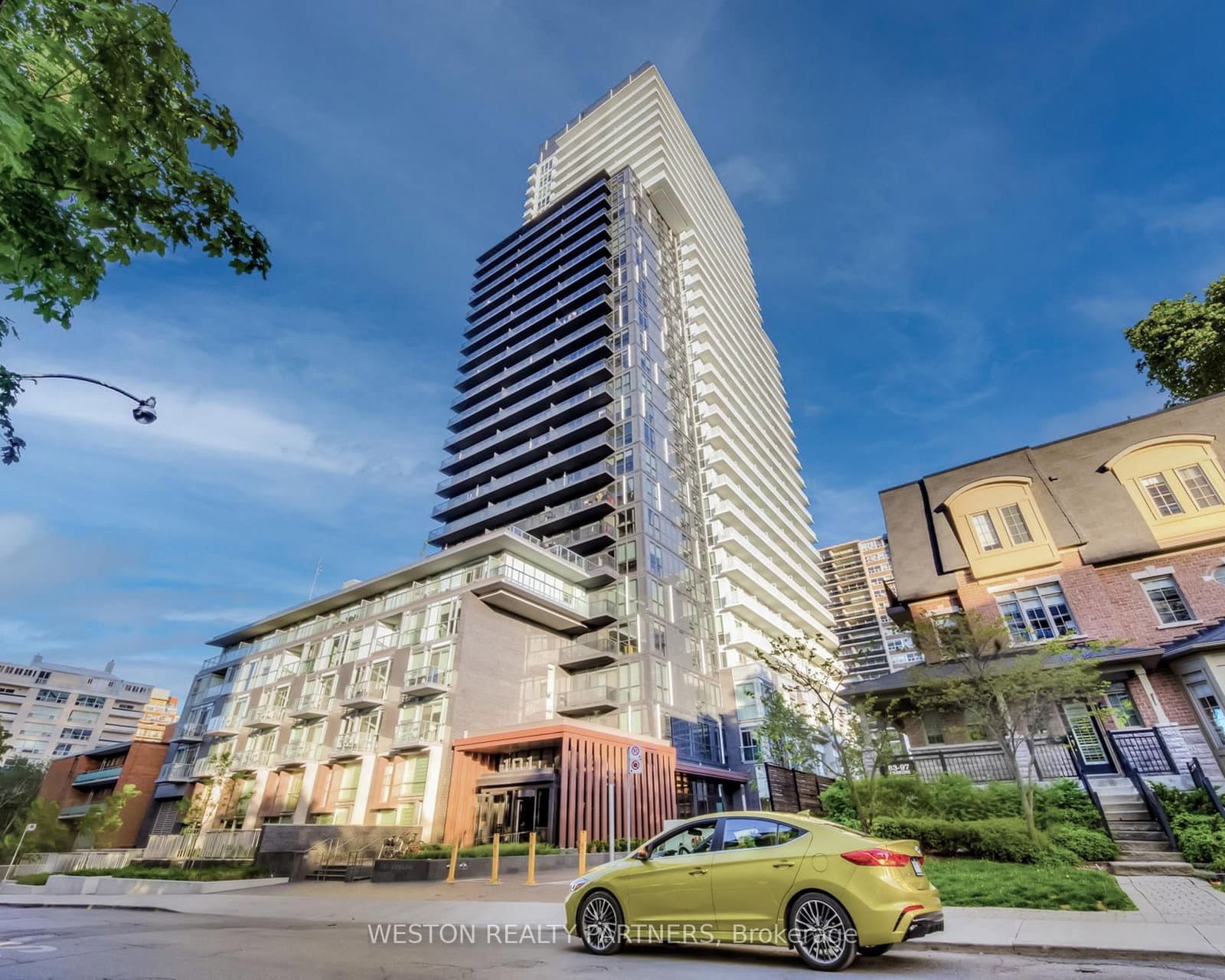 #1110 - 101 Erskine Avenue