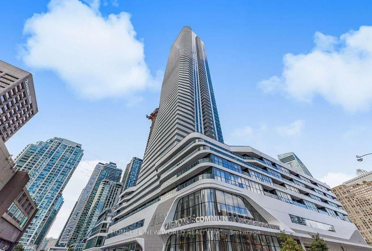 28 Freeland Street, Unit 1103