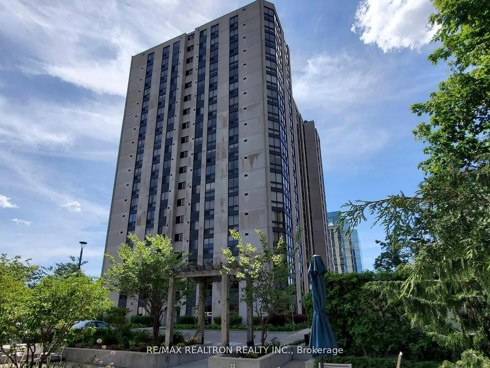 #1208 - 5 Kenneth Avenue