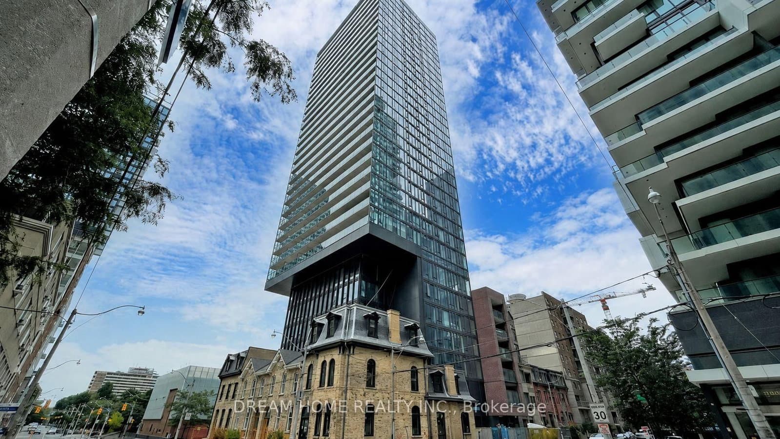 47 Mutual Street, Unit 2808