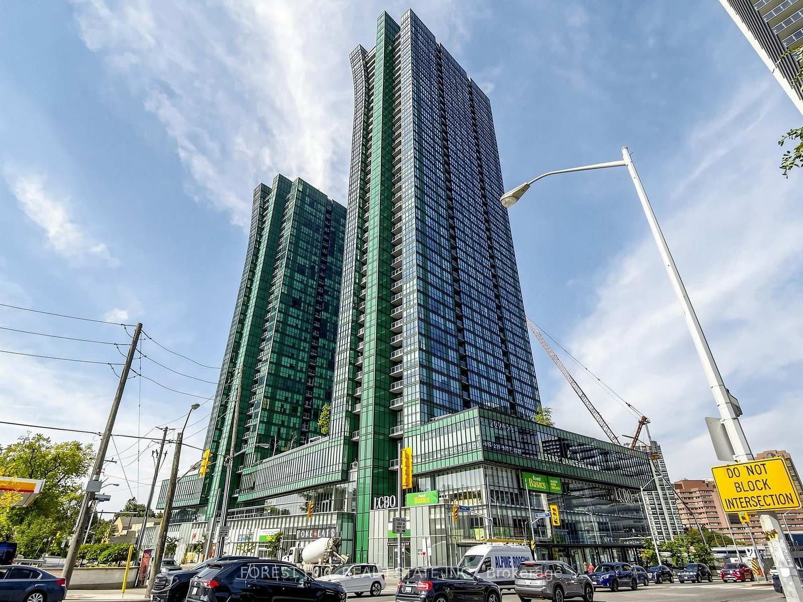 #2008 - 9 Bogert Avenue