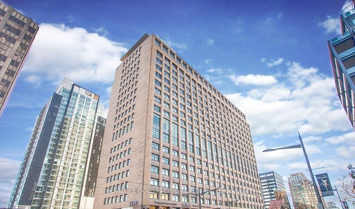 #1222 - 111 St. Clair Avenue W