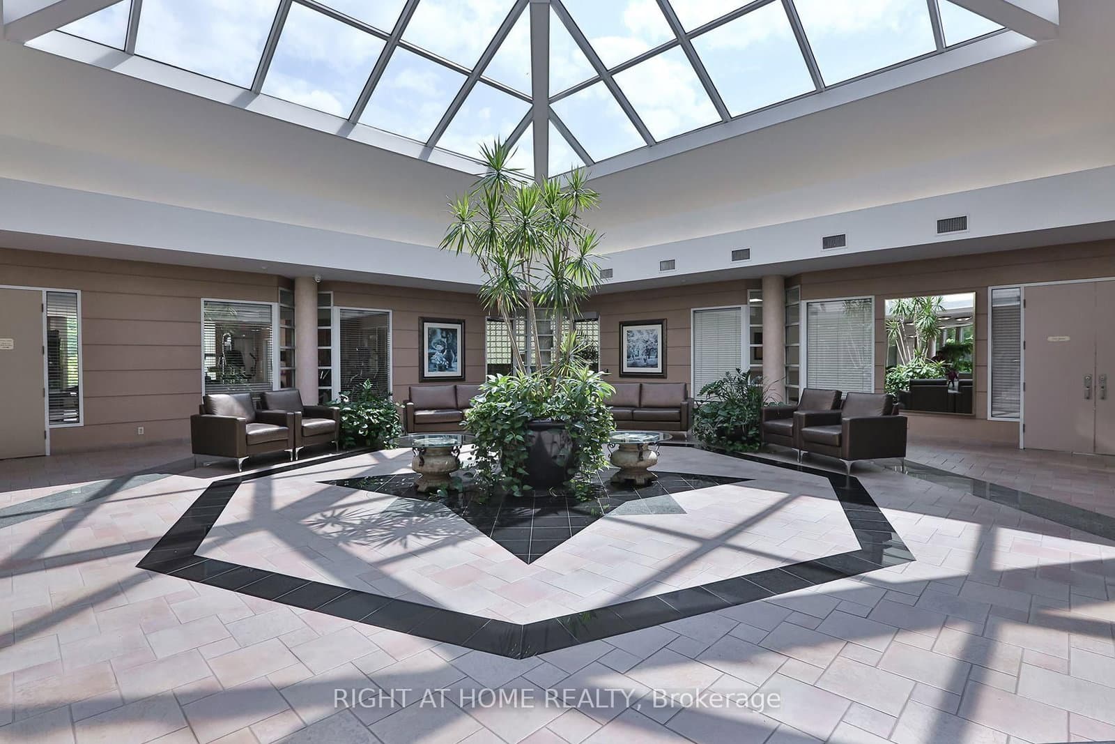 #2212 - 7 Concorde Place