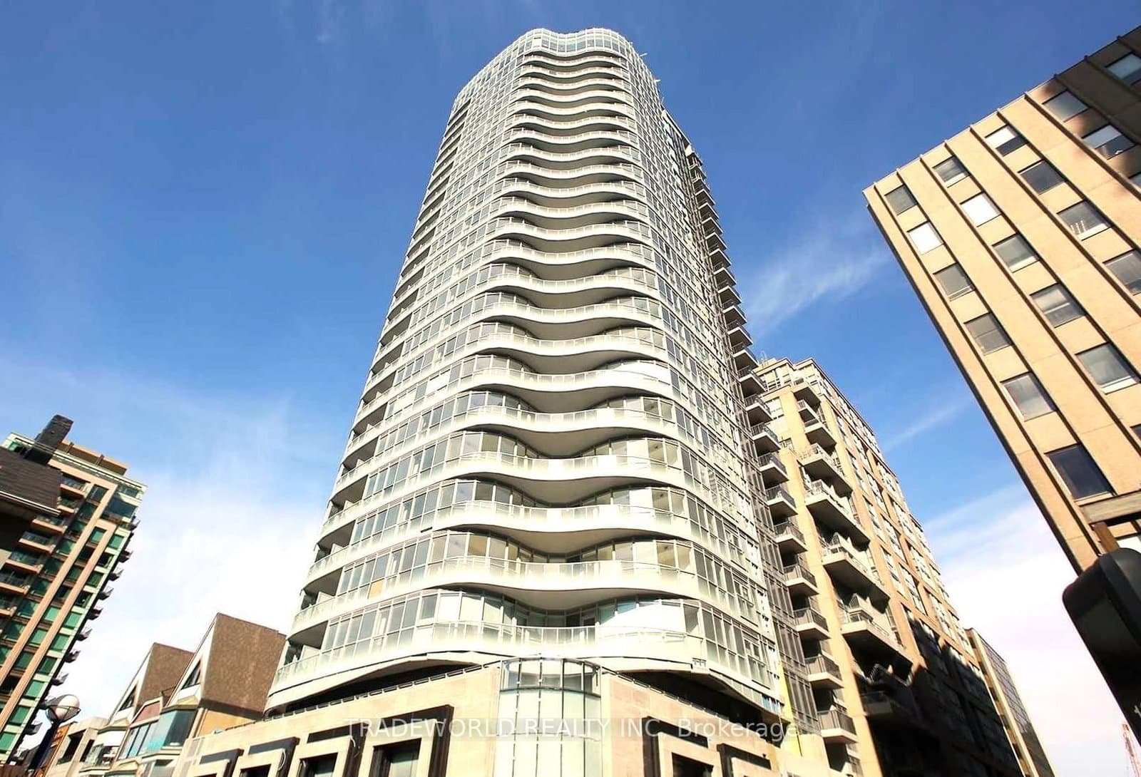 #902 - 88 Cumberland Street