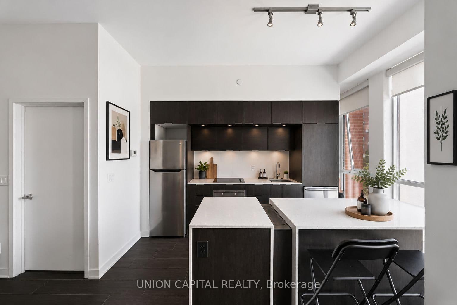 #417 - 170 Sumach Street