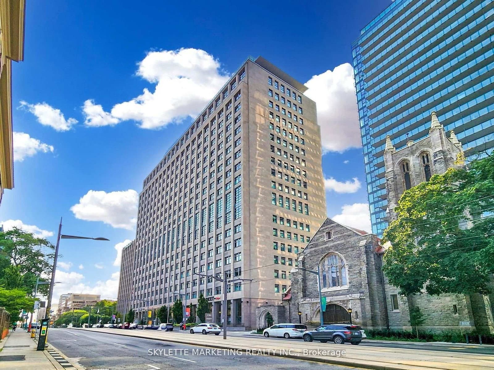 #1128 - 111 St Clair Avenue W