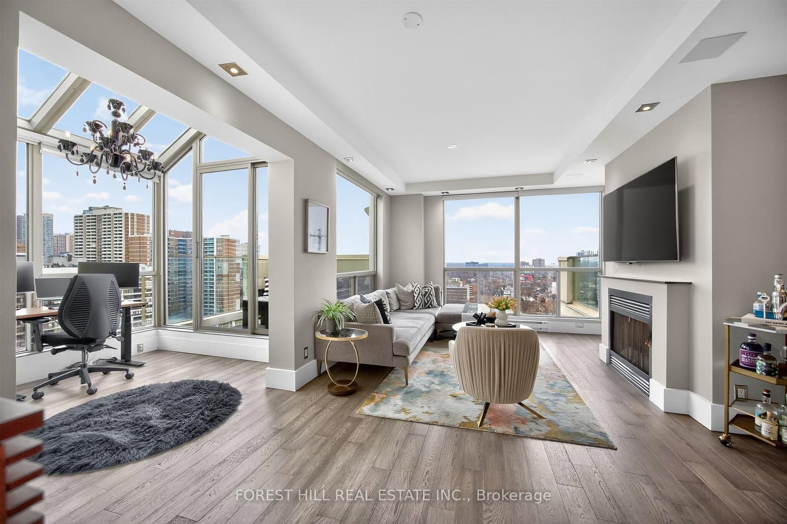 #PH 3 - 298 Jarvis Street
