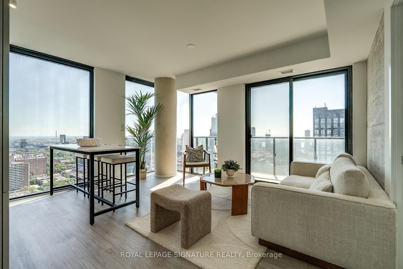47 Mutual Street, Unit 3107