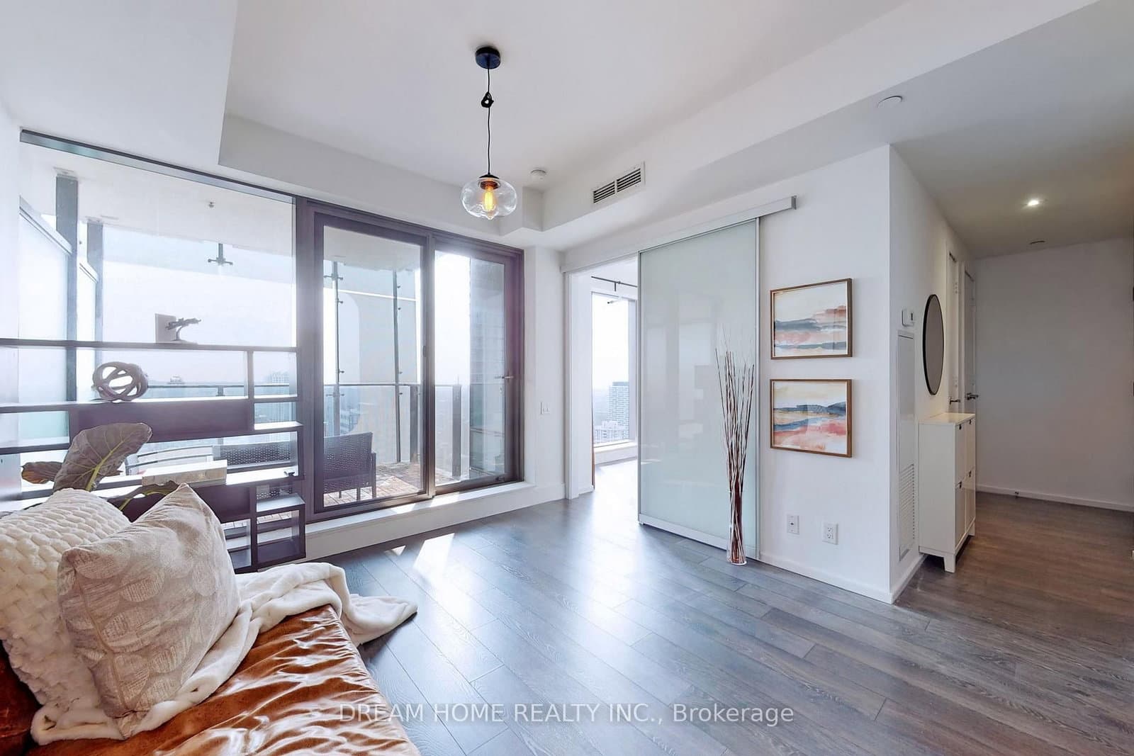 5 St Joseph Street, Unit 3801