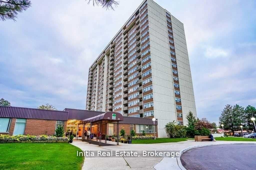 #406 - 25 Silver Springs Boulevard