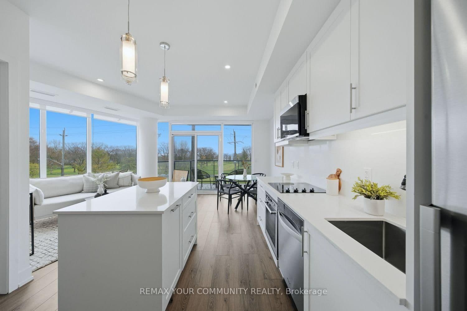 1316 Kingston Road, Unit 305
