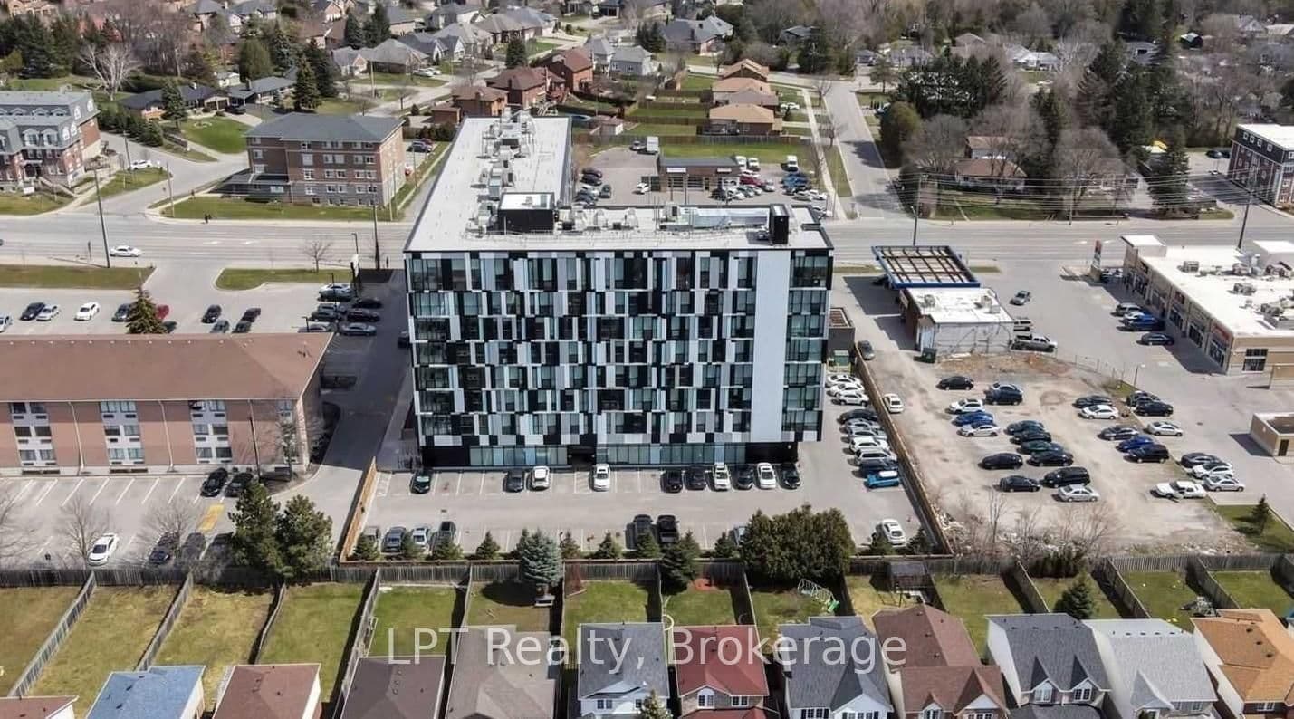 #428 - 1900 Simcoe Street N