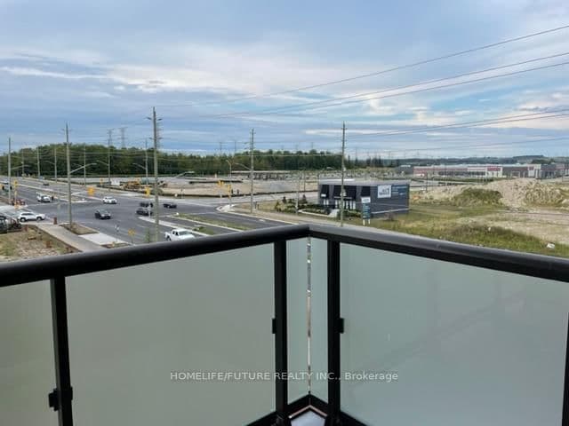 2550 Simcoe Street N, Unit 407