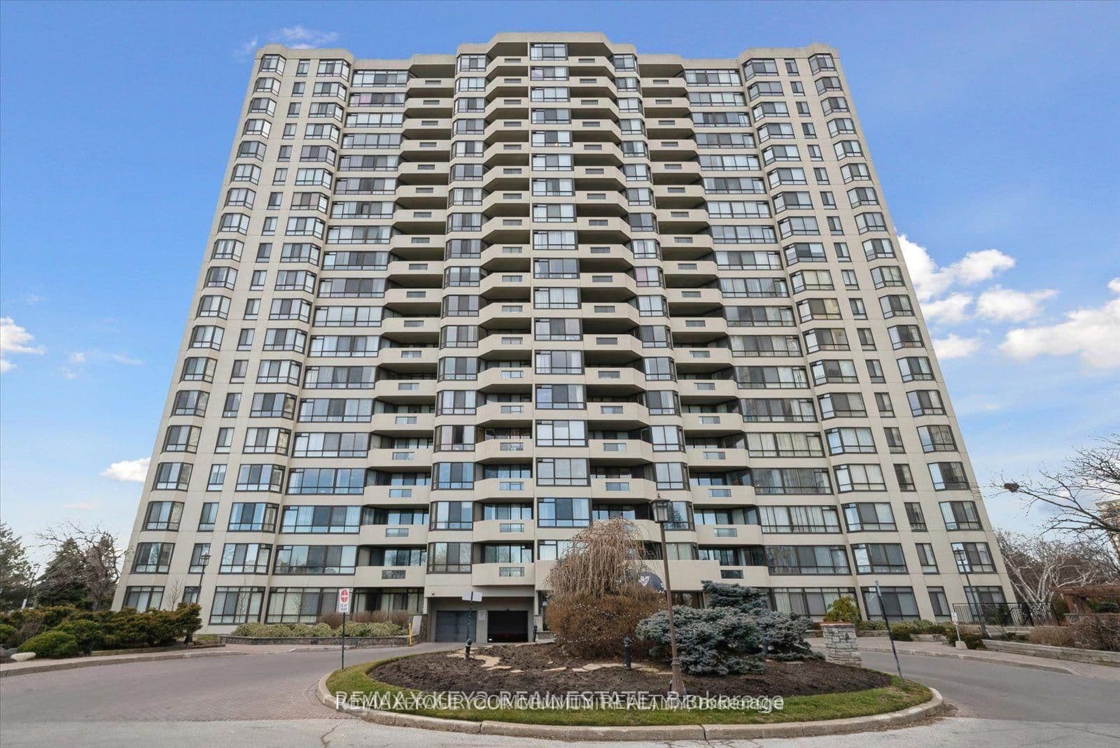 #511 - 225 Bamburgh Circle