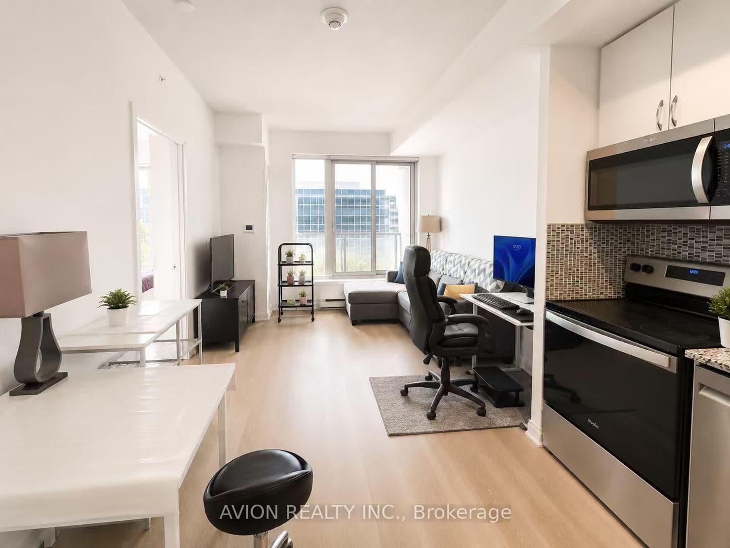 #212 - 3220 Sheppard Avenue E
