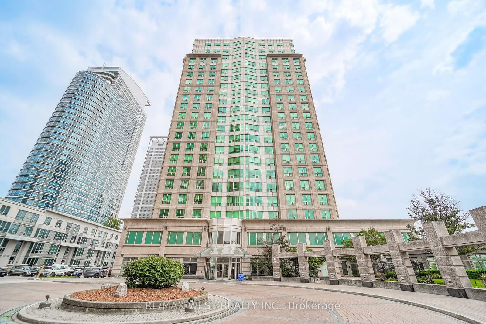 #PH103 - 8 Lee Centre Drive