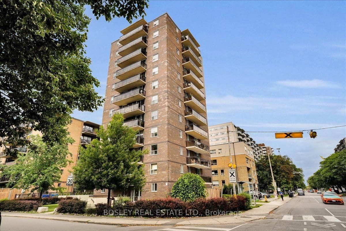 #1102 - 1145 Logan Avenue