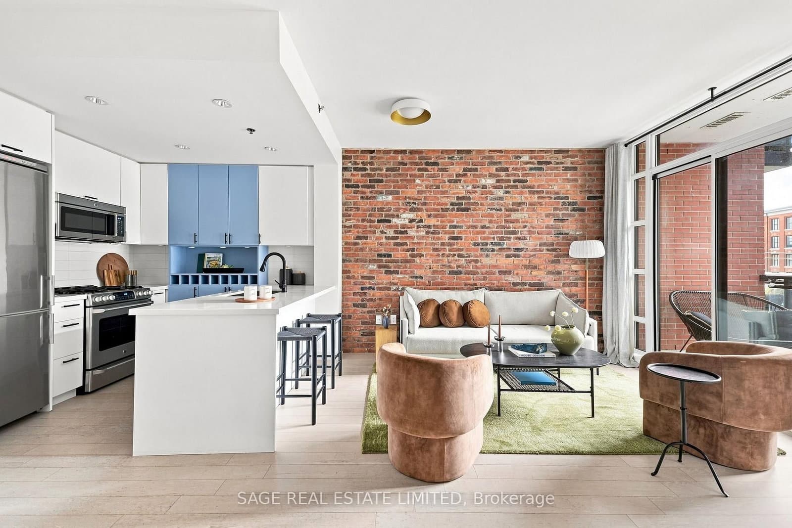 #435 - 88 Colgate Avenue