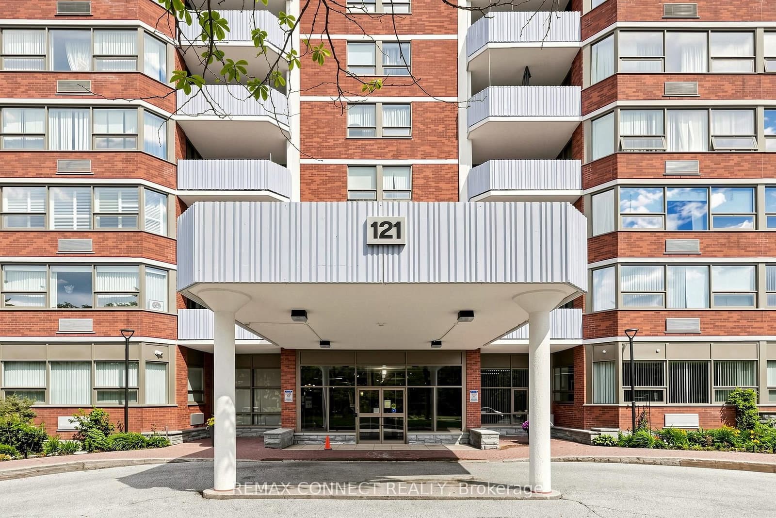 #1207 - 121 Ling Road