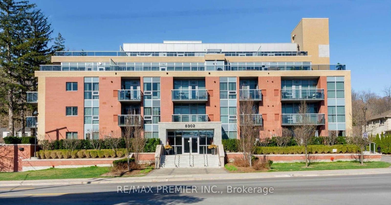 #517 - 8302 Islington Avenue