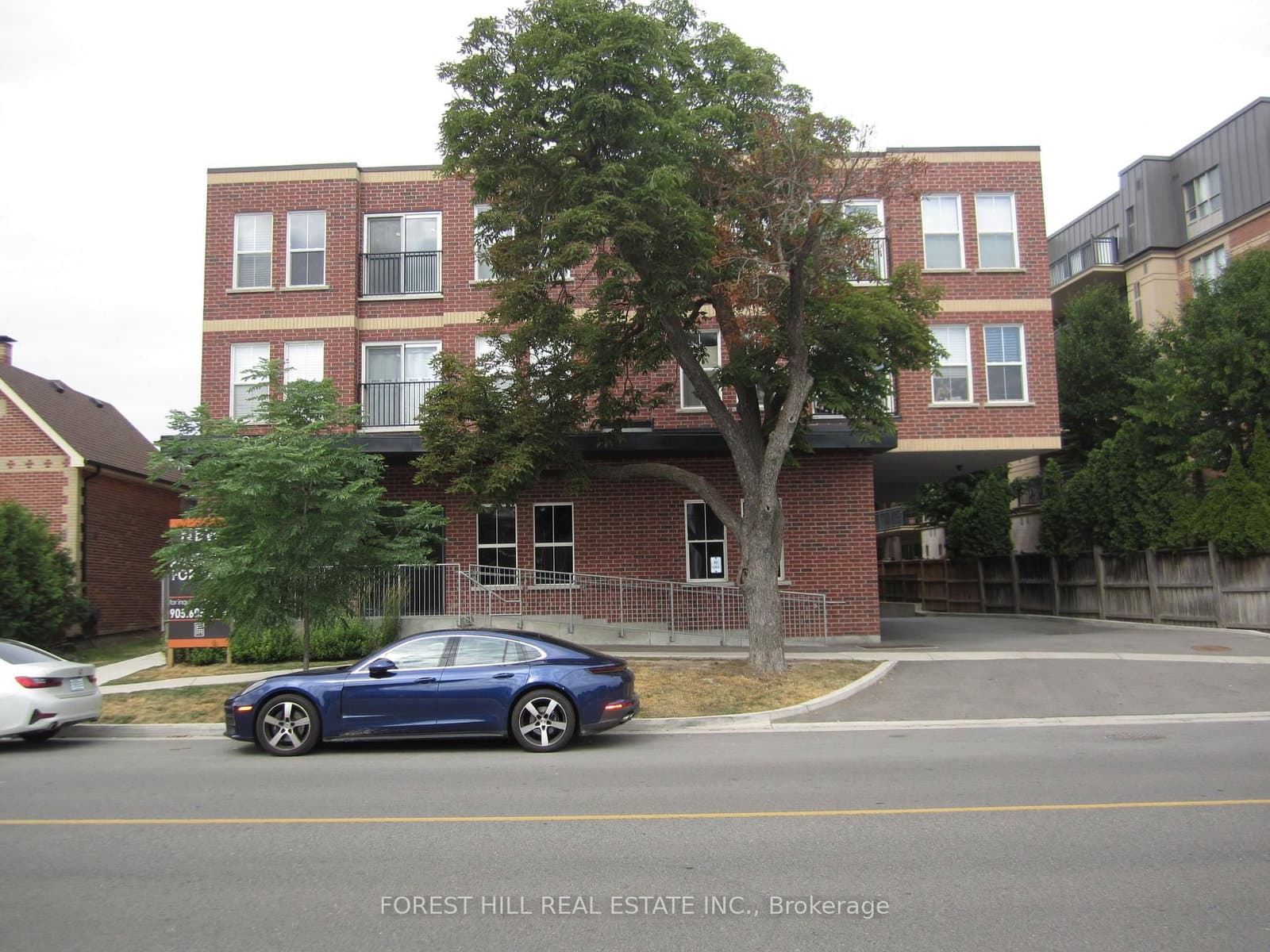8010 Kipling Avenue, Unit 308
