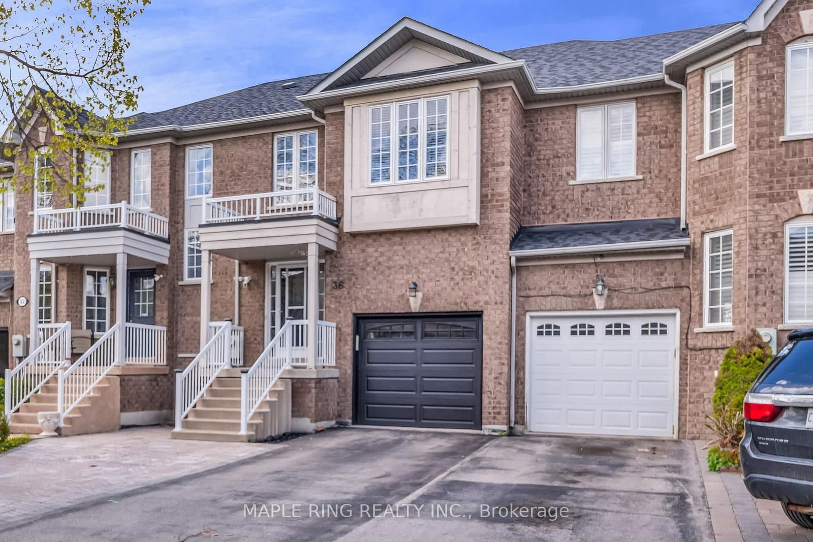 36 Laurelhurst Crescent