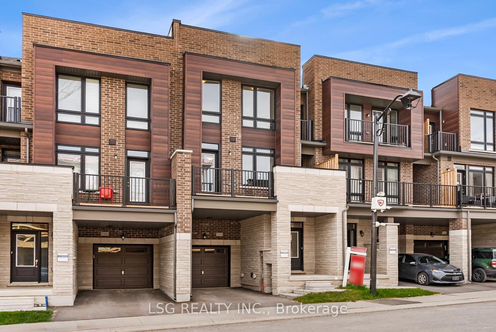 153 Blick Crescent