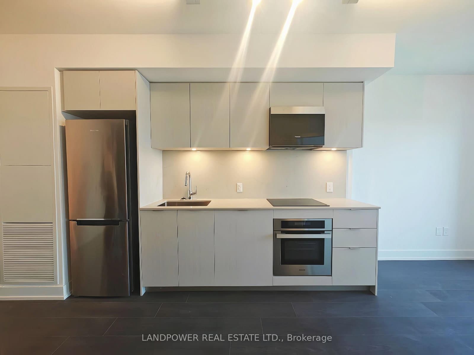 #1117 - 9 Clegg Road