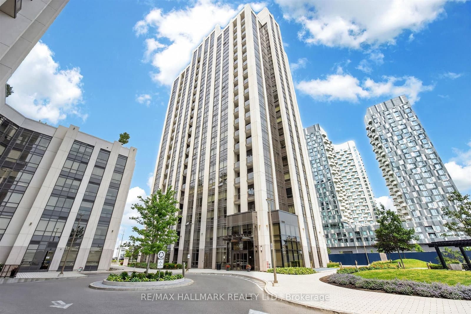 #219 - 9085 Jane Street