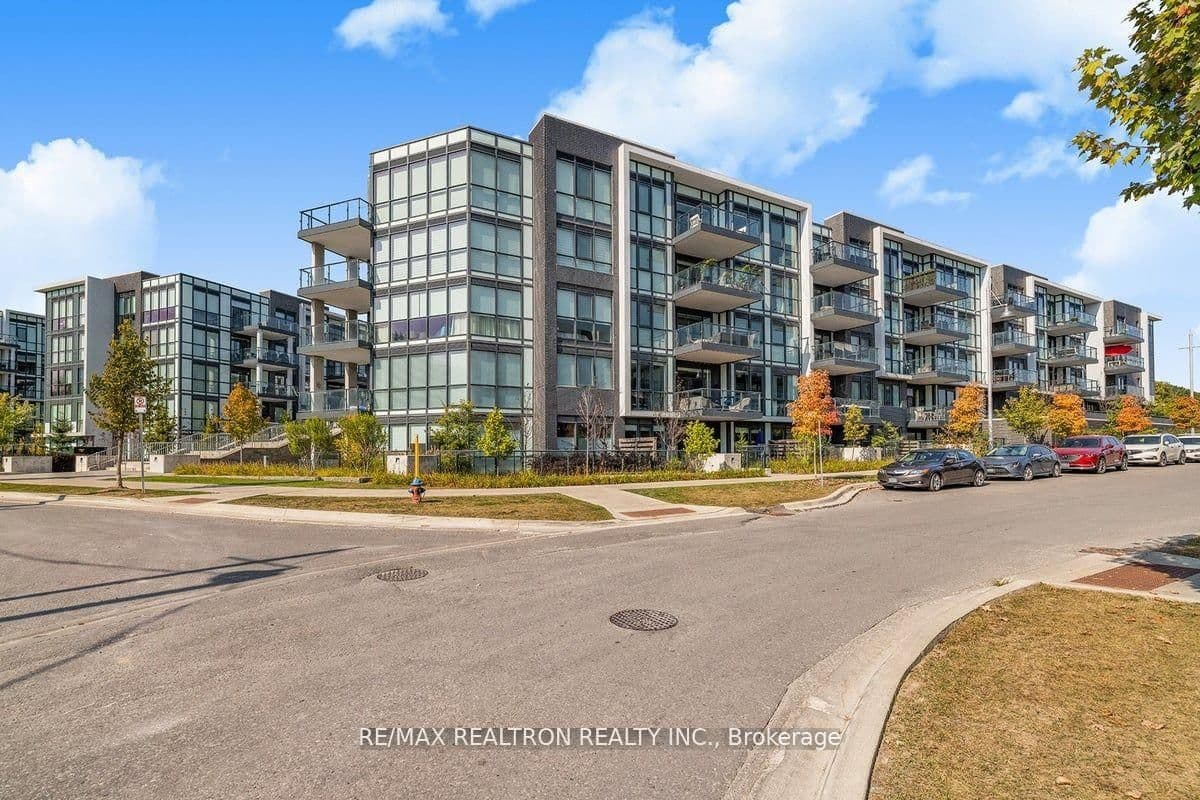 #437 - 375 Sea Ray Avenue