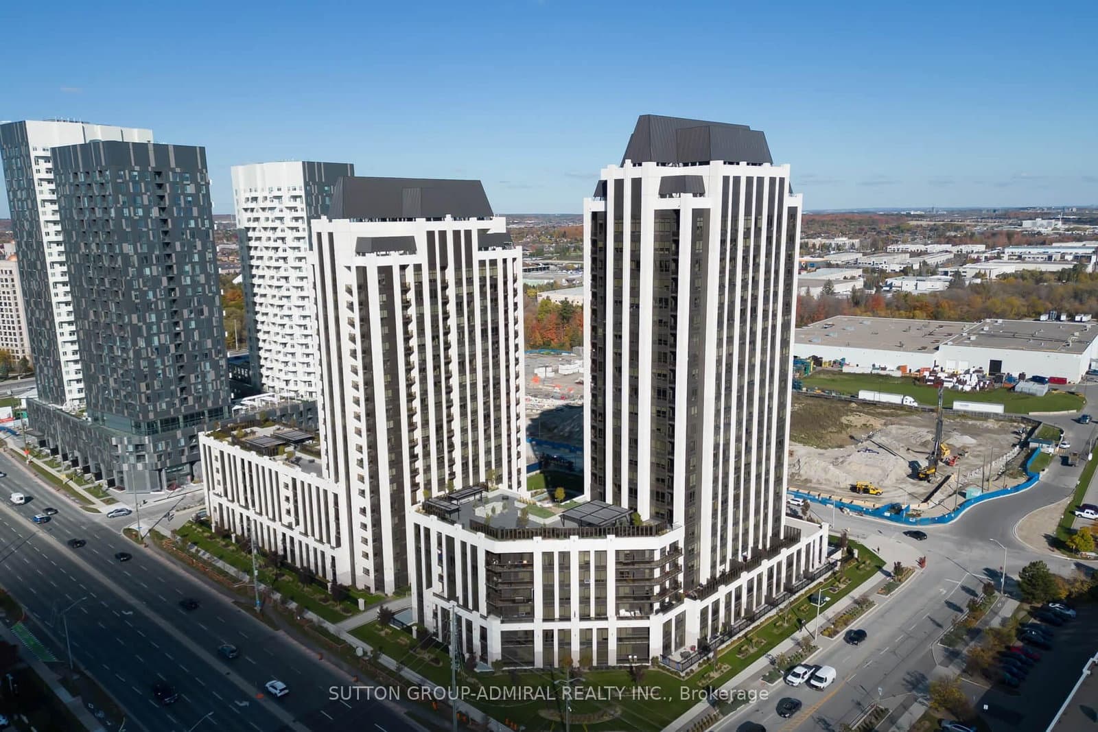 #622 - 9085 Jane Street