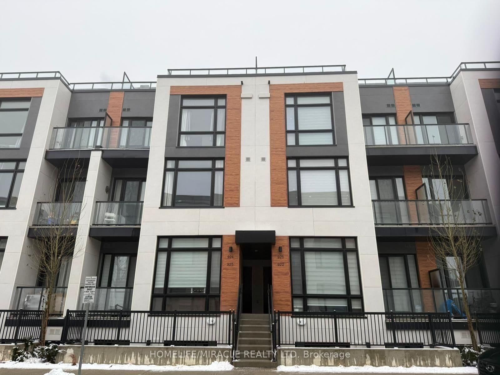 2 Steckley House Lane, Unit 924