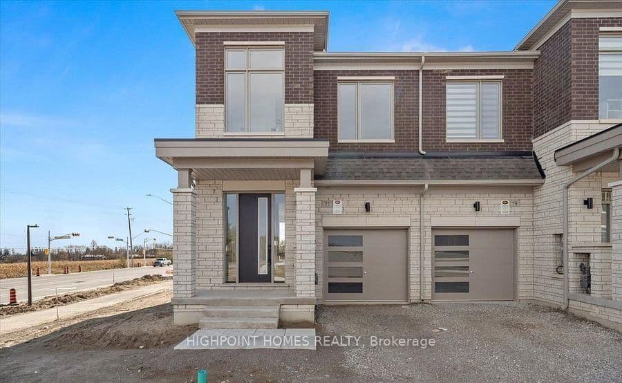 77 Schmeltzer Crescent