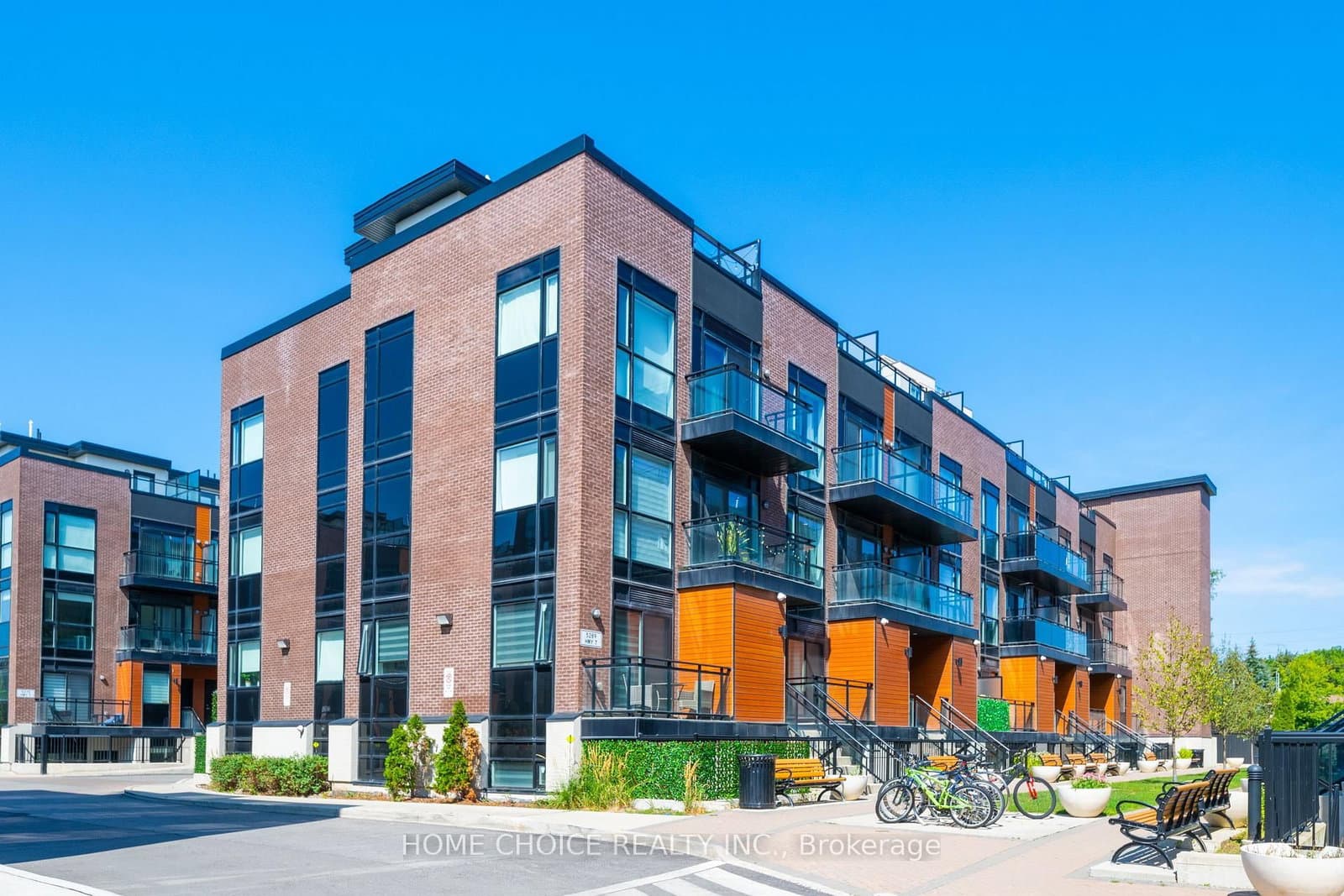 5289 Highway 7 Highway W, Unit D704