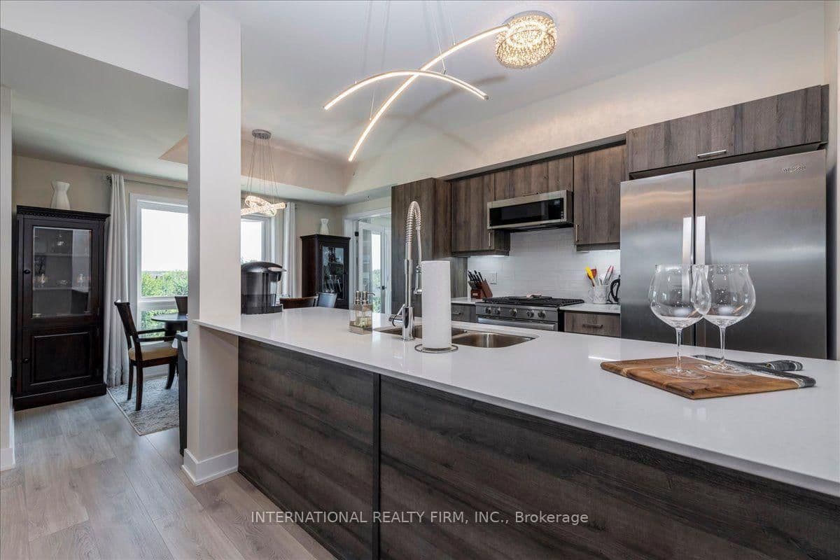 8 Culinary Lane, Unit 301