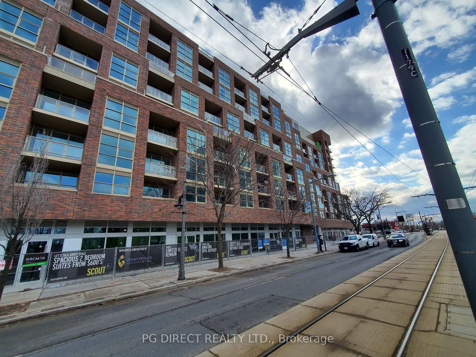 1787 St.Clair Avenue W, Unit 324
