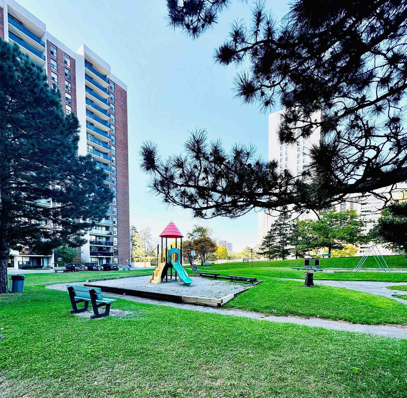 #1205 - 21 Knightsbridge Road