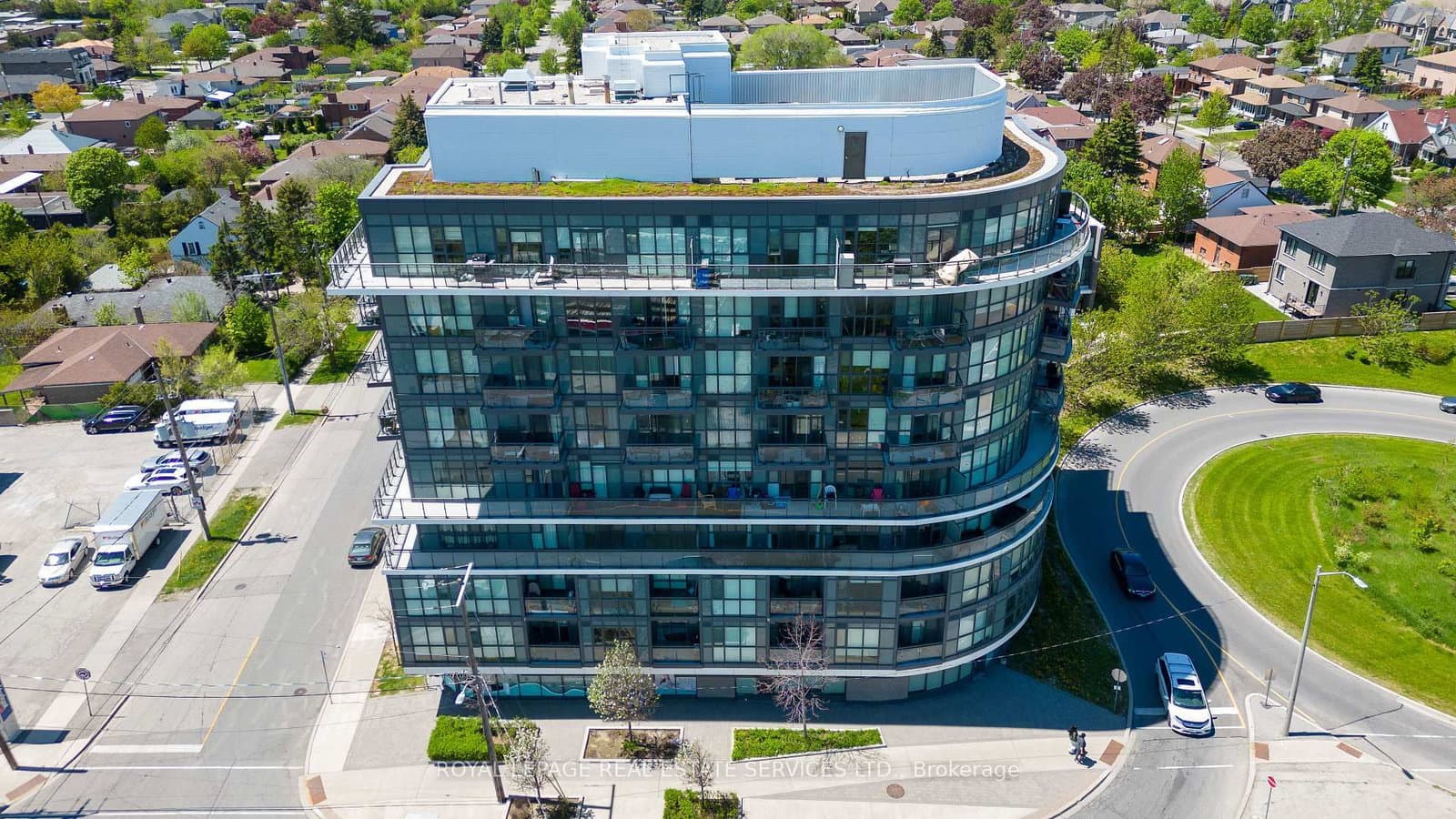 #408 - 16 Mcadam Avenue